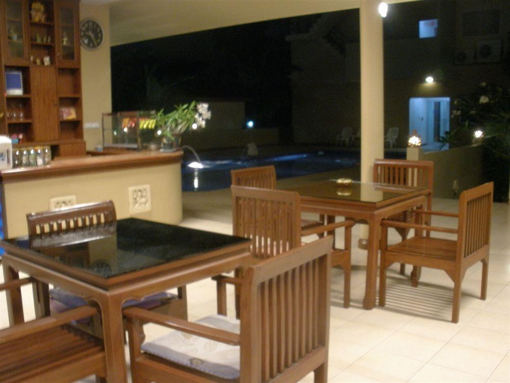 Apartamento C.A.P Mansion Phuket Exterior foto