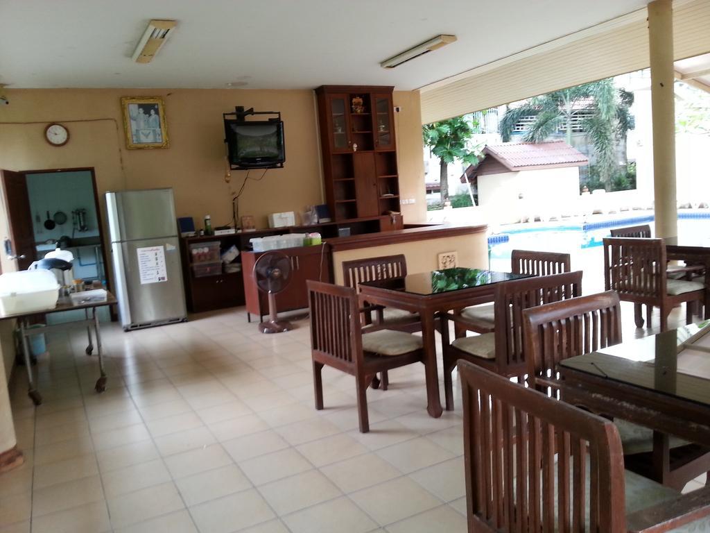 Apartamento C.A.P Mansion Phuket Exterior foto
