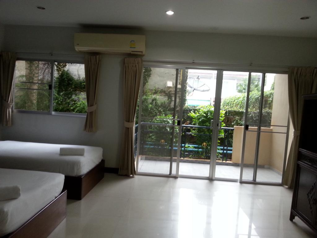 Apartamento C.A.P Mansion Phuket Exterior foto