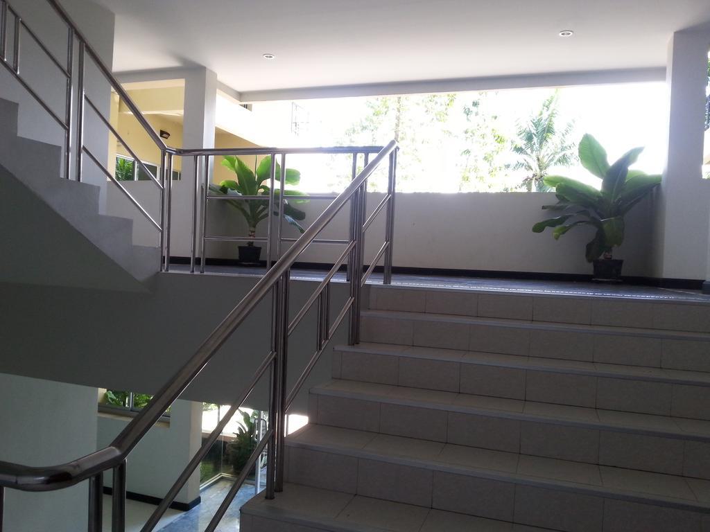 Apartamento C.A.P Mansion Phuket Exterior foto