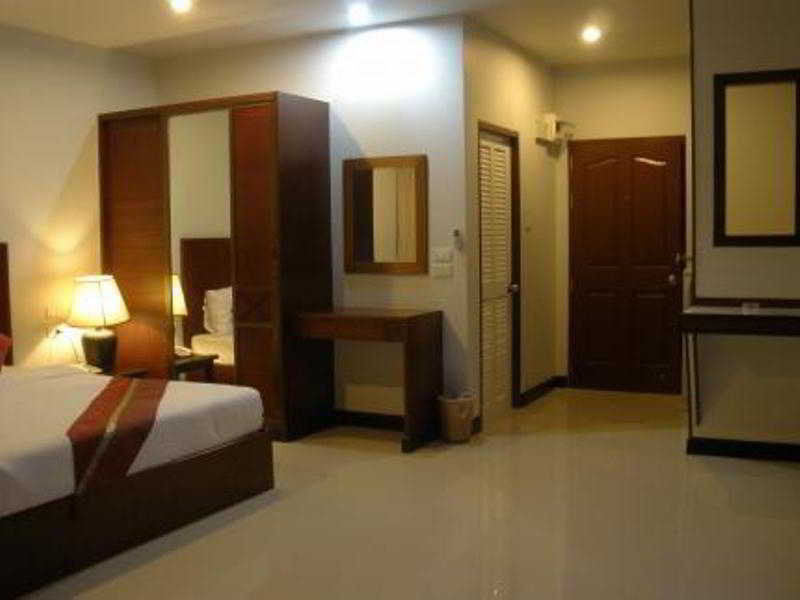 Apartamento C.A.P Mansion Phuket Exterior foto